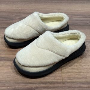 Merrell Hut Moc 2 Slide Cozy Slippers in Sand Dune Size 6